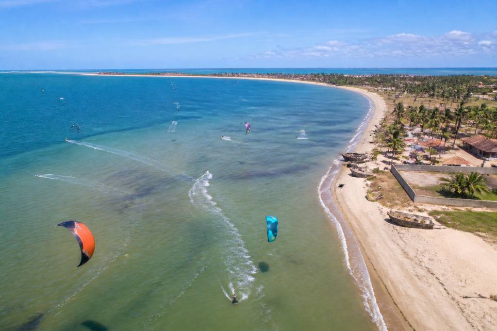 Ilha Guajiru: spot de kitesurf e pousada ideal no Ceará